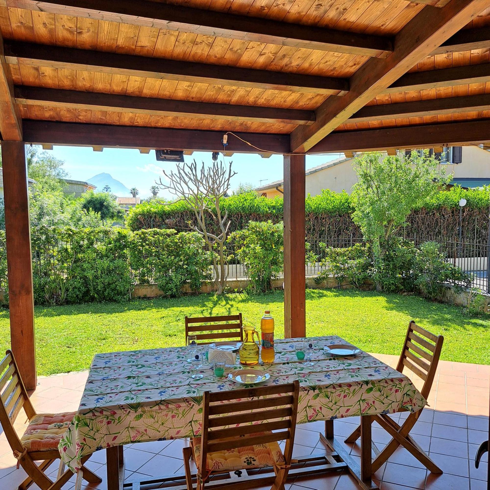 Tusa Appartavilla Le Del Sole Villa Campofelice Di Roccella